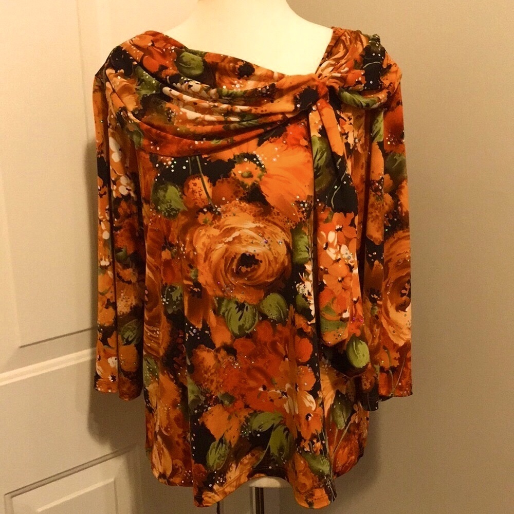 BRITTANY BLACK WOMEN Sparkling Floral Top